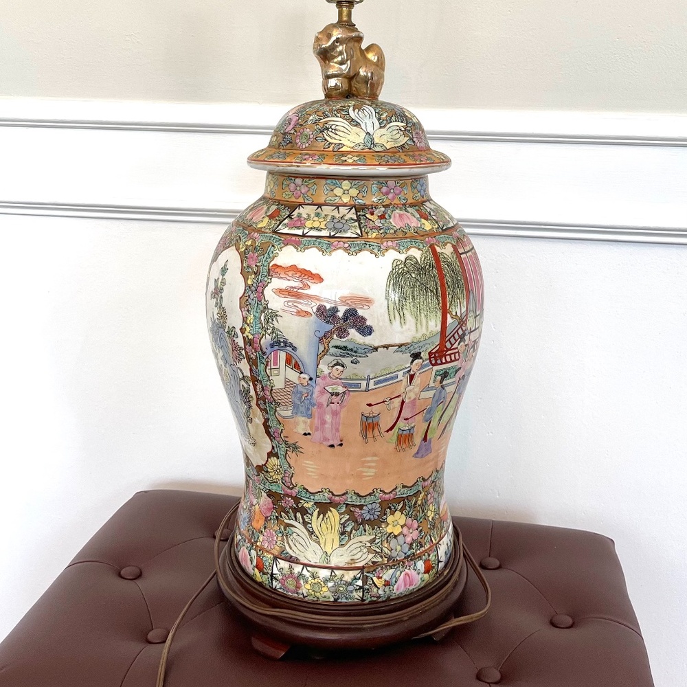 Antique Chinese Famille Rose Medallion Canton Lamp